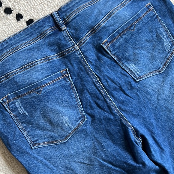 Love & Legend Premium Denim - Picture 5 of 7